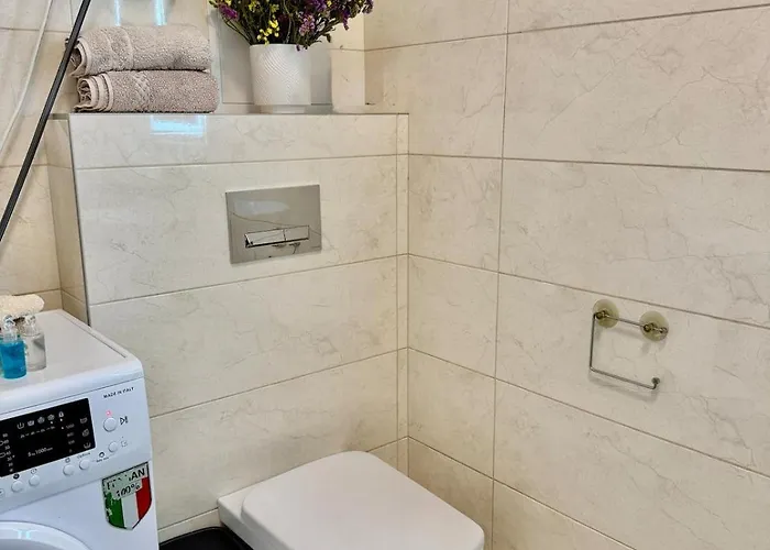 Appartement 1-room In Kamanino Arkadia