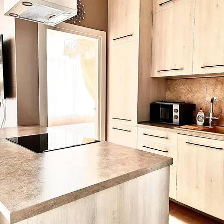 Apartmán 1-room In Kamanino Arkadia Oděsa